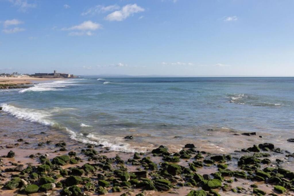 Carcavelos - *