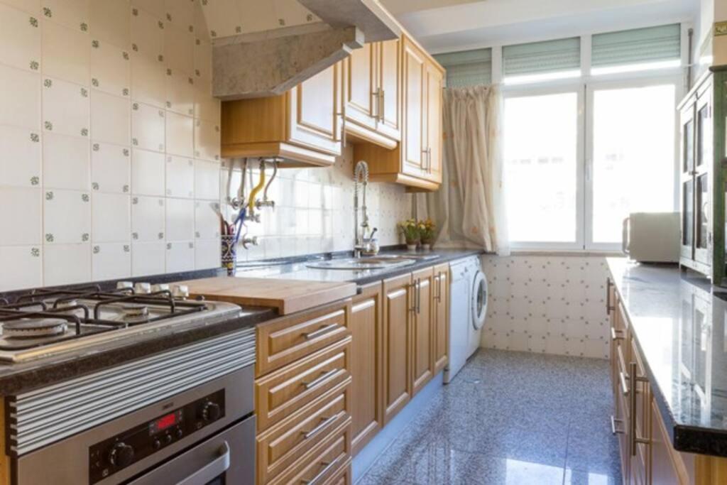 Carcavelos - Apartment *